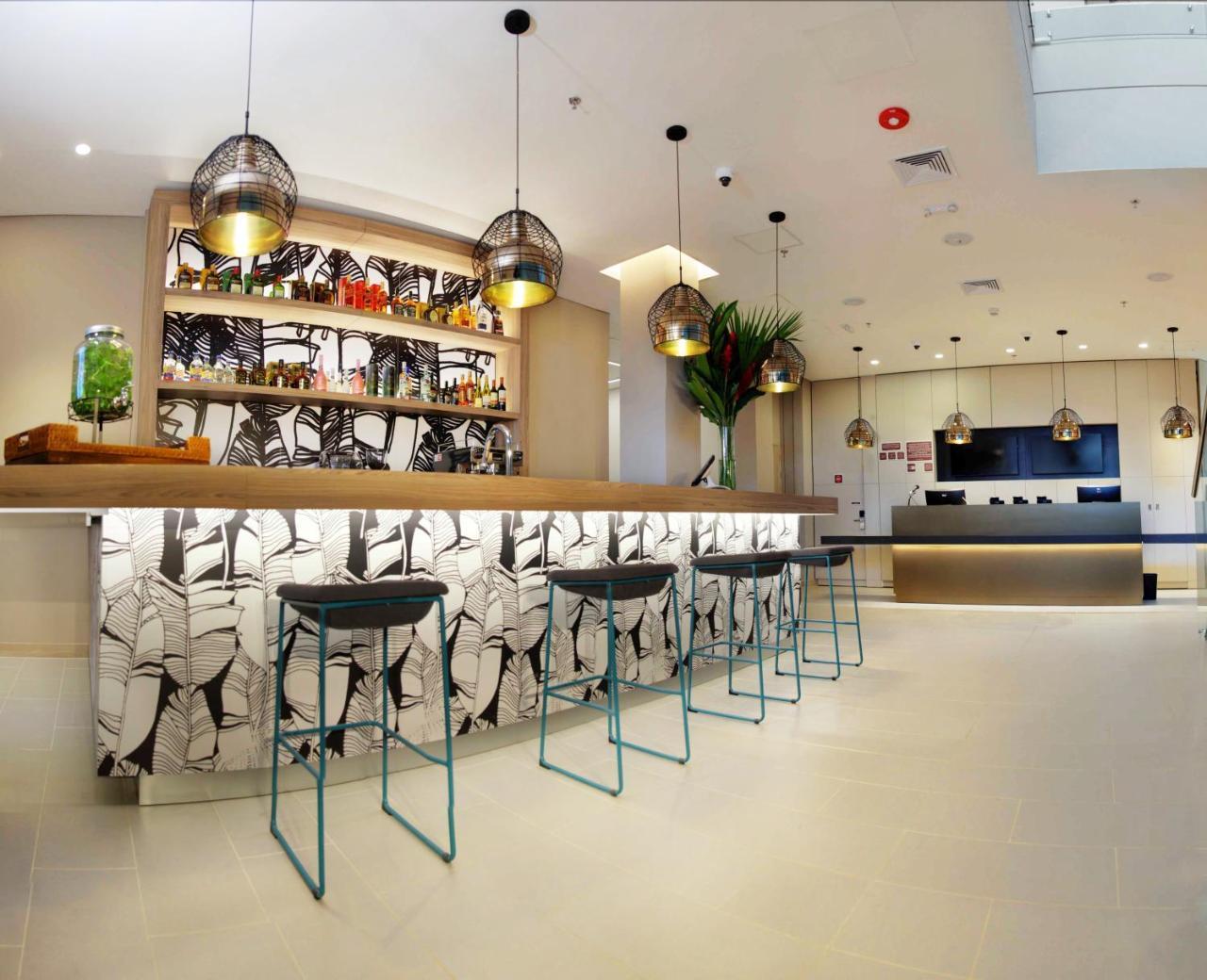 Ibis Apartadó Εξωτερικό φωτογραφία
